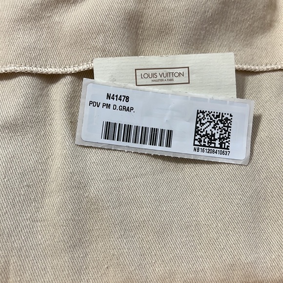 Louis Vuitton PORTE-DOCUMENTS VOYAGE PM - Picture 9 of 9